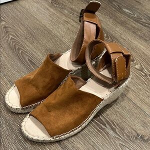 GAP Tan Espadrille Wedges Sandals